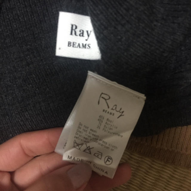 Ray BEAMS(レイビームス)のフリルリブタートルニット レディースのトップス(ニット/セーター)の商品写真