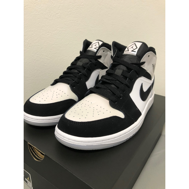 【即完売】 NIKE AIR JORDAN1 MID OMEGA 27.5