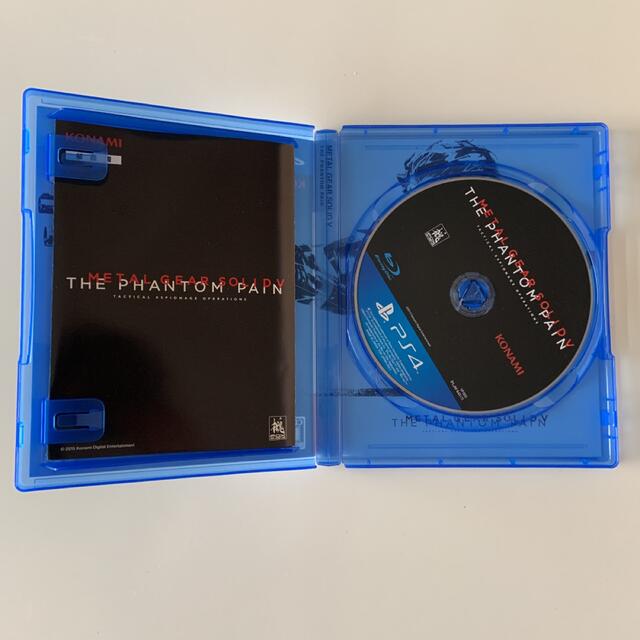 PlayStation4(プレイステーション4)のMETAL GEAR SOLID V：THE PHANTOM PAIN 通常版 エンタメ/ホビーのゲームソフト/ゲーム機本体(家庭用ゲームソフト)の商品写真