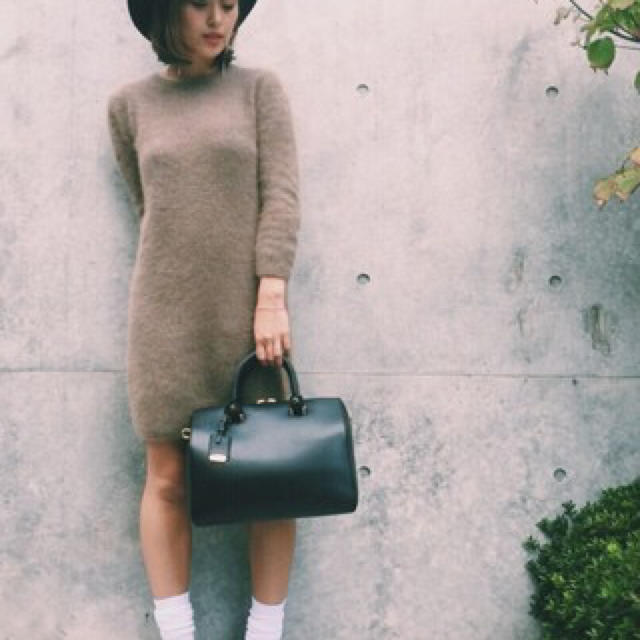 Charles and Keith - 【美品】charles&keith 2wayバッグの通販 Charles and Keith - 【美品】charles&keith 2wayバッグの通販