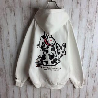 【タグ付き】FR2☆バックプリント パーカー 入手困難 牛 即完売 希少デザイン 【タグ付き】FR2☆バックプリント パーカー 入手困難 牛 即完売 希少デザイン