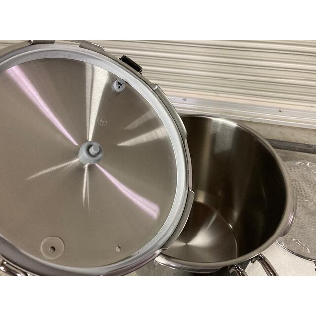 未使用 タッパーウェア パーフェクトキッチン 圧力鍋 9L〈付属品付〉 未使用 タッパーウェア パーフェクトキッチン 圧力鍋 9L〈付属品付〉