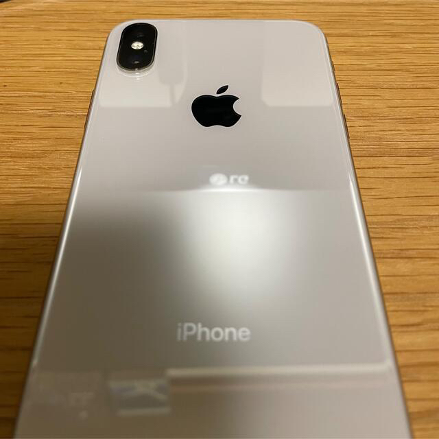 iPhone(アイフォーン)のApple iPhone X 256GB シルバー SIMフリー スマホ/家電/カメラのスマートフォン/携帯電話(スマートフォン本体)の商品写真