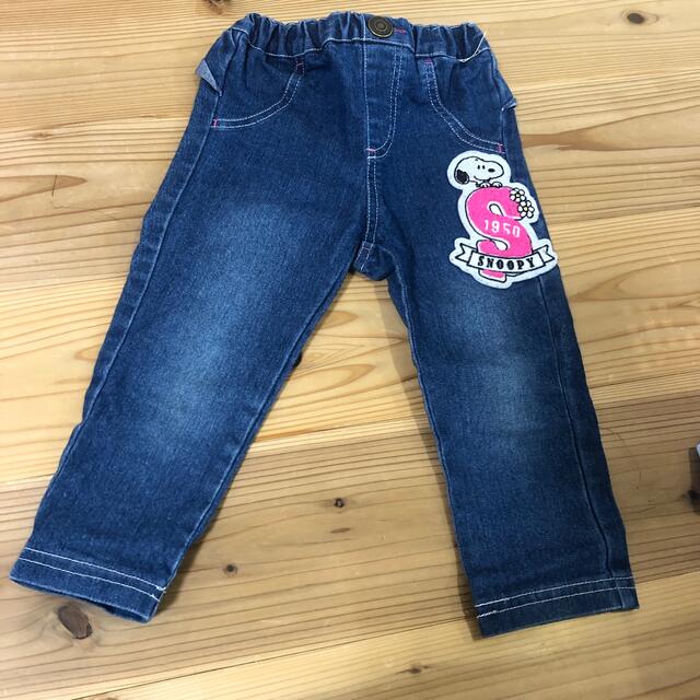 PEANUTS(ピーナッツ)のPEANUTS スヌーピー　ジーパン　95 キッズ/ベビー/マタニティのキッズ服女の子用(90cm~)(パンツ/スパッツ)の商品写真