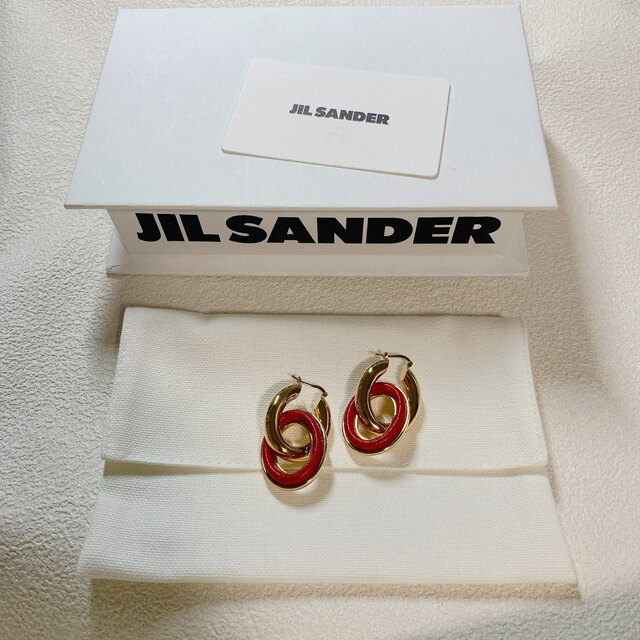 Jil Sander(ジルサンダー)の貴重レア❤︎ジルサンダー　ダブルフープピアス　新品　ゴールド レディースのアクセサリー(ピアス)の商品写真