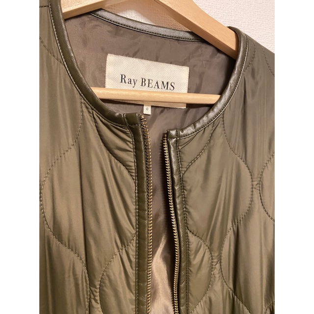 Ray BEAMS(レイビームス)のRay BEAMS / 袖キリカエ キルティング コート レディースのジャケット/アウター(ロングコート)の商品写真