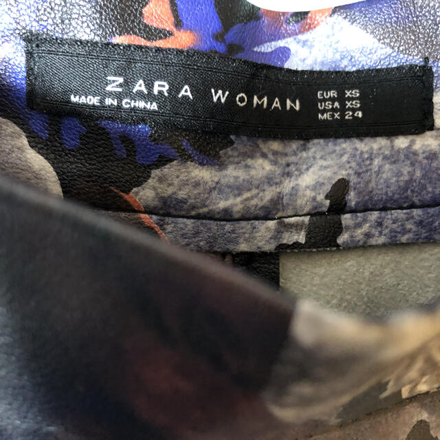 ZARA ザラ　水彩画　花柄　ロングスカート  レザー レディースのスカート(ロングスカート)の商品写真