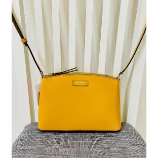 ケイトスペードニューヨーク(kate spade new york)の美品【kate spade】ショルダーバッグ　 [イエロー](ショルダーバッグ)