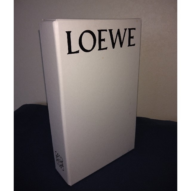 LOEWE(ロエベ)の【MOCAT様専用】LOEWE 外箱　袋付　2個セット レディースのバッグ(ショップ袋)の商品写真