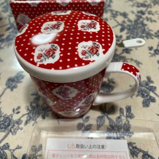 【値下げ】フタ付きマグカップ茶漉し付き(食器)