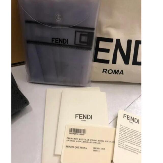 FENDI(フェンディ)のご専用　FENDI ピーカブー レディースのバッグ(ショルダーバッグ)の商品写真