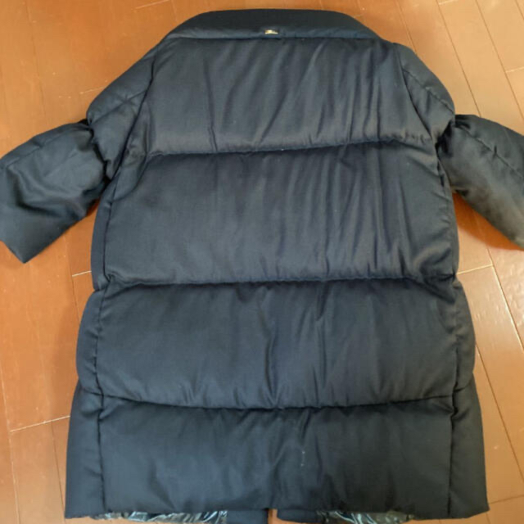 HERNO(ヘルノ)のヘルノ　七分袖　ダウンコート　42 ネイビー レディースのジャケット/アウター(ダウンコート)の商品写真