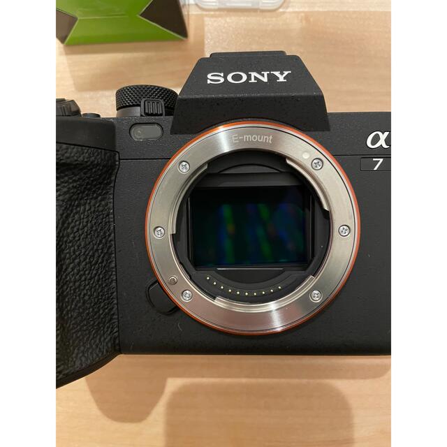 SONY(ソニー)のかに様専用 SONY α7IV  ILCE-7M4 ボディのみ スマホ/家電/カメラのカメラ(ミラーレス一眼)の商品写真