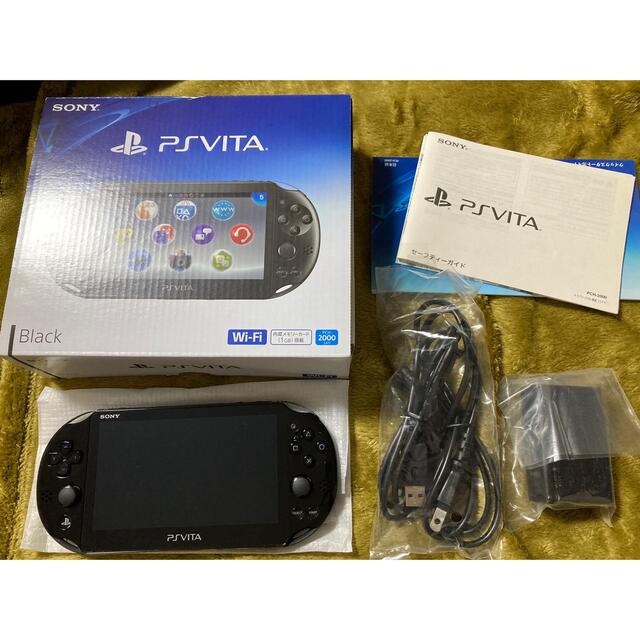 PlayStation Vita(プレイステーションヴィータ)のSONY PlayStationVITA 本体  PCH-2000 ZA11 エンタメ/ホビーのゲームソフト/ゲーム機本体(携帯用ゲーム機本体)の商品写真