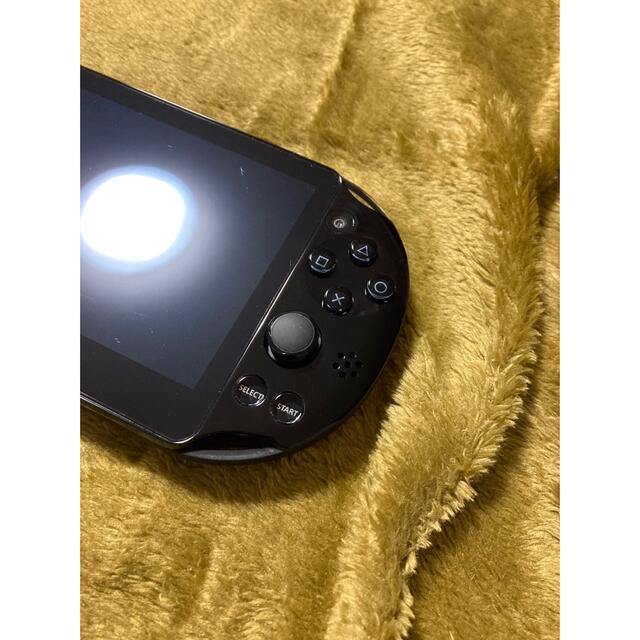 PlayStation Vita(プレイステーションヴィータ)のSONY PlayStationVITA 本体  PCH-2000 ZA11 エンタメ/ホビーのゲームソフト/ゲーム機本体(携帯用ゲーム機本体)の商品写真