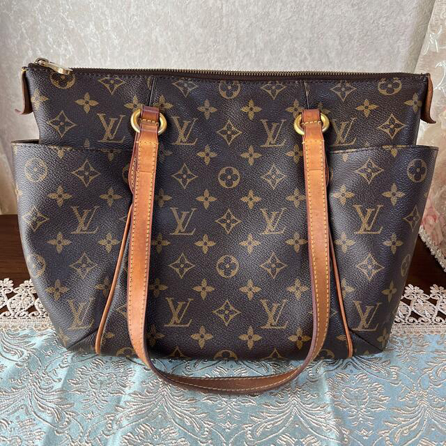 ルイ•ヴィトン LOUIS VUITTON LV モノグラム トータリーPM❤︎