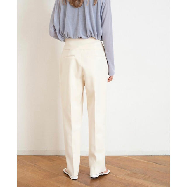 PHEENY Amunzen high waist tapered pants - coastalcareeracademy.com