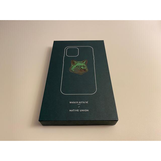 MAISON KITSUNE'(メゾンキツネ)のメゾンキツネ Green Fox iPhone12/12 Pro ケース スマホ/家電/カメラのスマホアクセサリー(モバイルケース/カバー)の商品写真