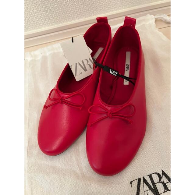 ZARA(ザラ)のZARAザラシューズフラットパンプス　新品 レディースの靴/シューズ(バレエシューズ)の商品写真