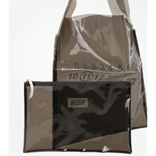 マルジェラ ビニールトートバック メンズのバッグ(トートバッグ)の商品写真