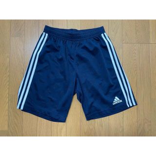 アディダス(adidas)のadidas ハーフパンツ(ショートパンツ)