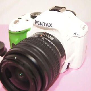 ペンタックス(PENTAX)の✨Wi-Fi✨ペンタックス k-x 一眼レフカメラ✨グリーン✨オマケあり(ミラーレス一眼)