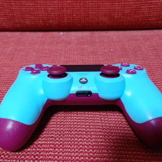 ソニー(SONY)のDualshock 4　正規品　超美品(その他)