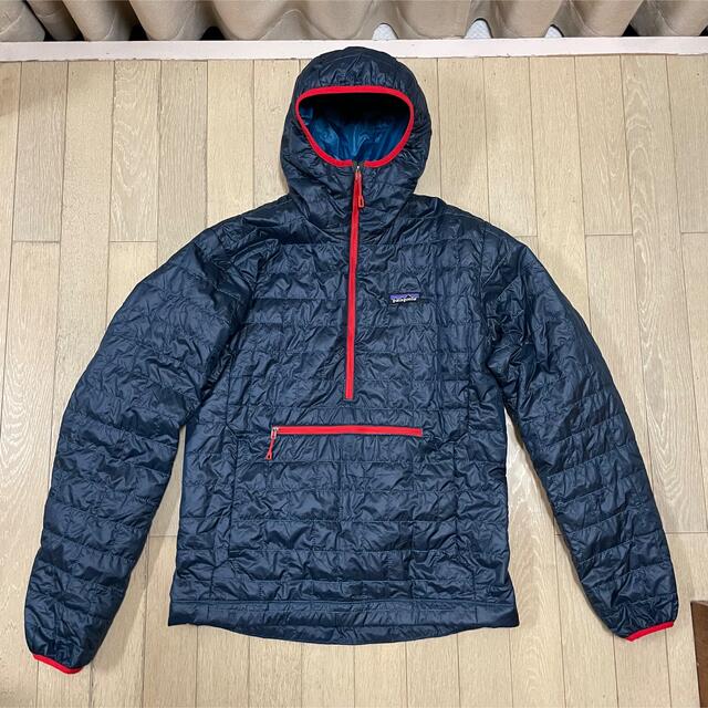 新品未使用　patagonia ナノパフ