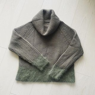 エフデ(ef-de)の美品　ef-de  エフデ　アンゴラニット　モスグリーン(ニット/セーター)