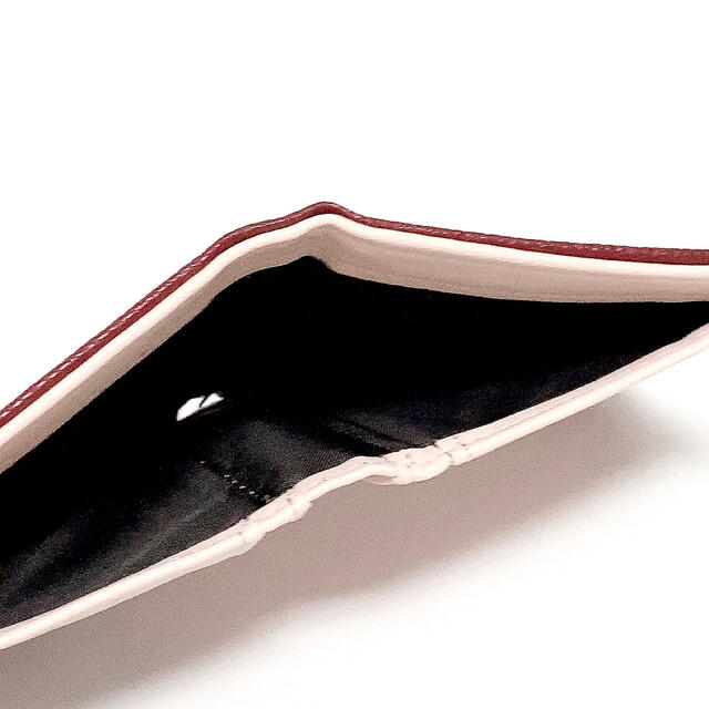二つ折り 財布 レッド 赤 花 シンプル レザー 皮 ウォレット 折りたたみ レディースのファッション小物(財布)の商品写真