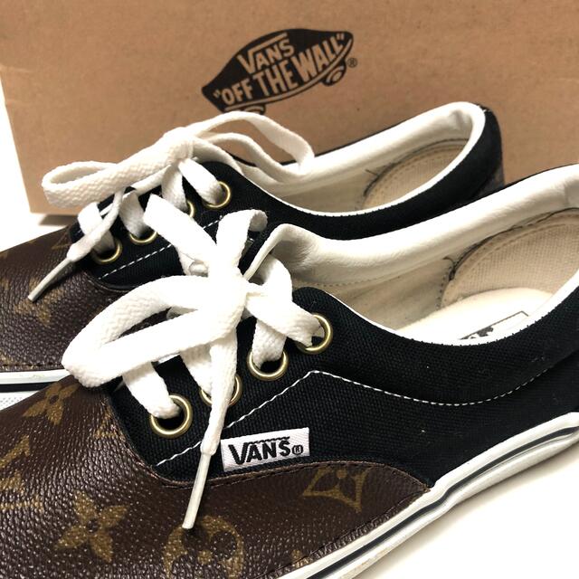 VANS(ヴァンズ)のVANS ニューエラ　スニーカー　リメイク　24cm レディースの靴/シューズ(スニーカー)の商品写真