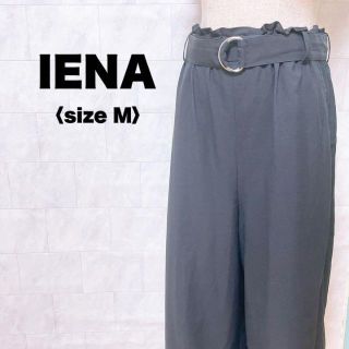 イエナ(IENA)のIENA  イエナカジュアルパンツ　ネイビー　シンプル　ベルト　Ｍ(カジュアルパンツ)