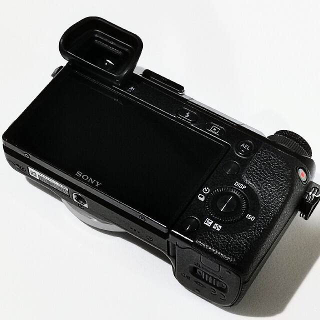 SONY(ソニー)の★中古品★NEX-6 SONY ミラーレス一眼カメラ スマホ/家電/カメラのカメラ(ミラーレス一眼)の商品写真