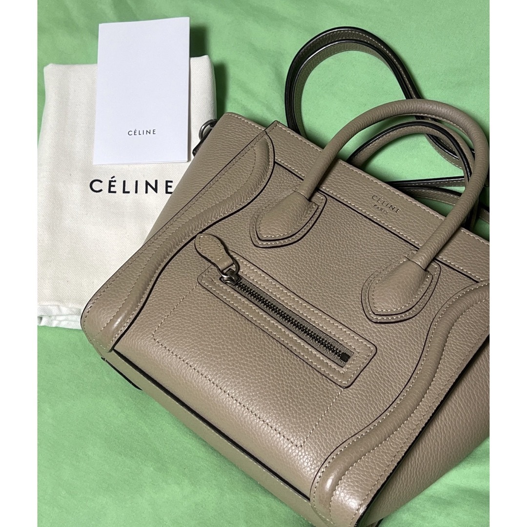 celine(セリーヌ)のセリーヌ　ラゲージ　ナノ　デューン レディースのバッグ(ショルダーバッグ)の商品写真