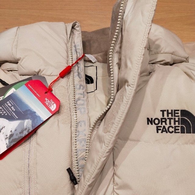 THE NORTH FACE(ザノースフェイス)の【再入荷】【日本未発売】ECO AIR DOWN JACKETライトベージュ　S メンズのジャケット/アウター(ダウンジャケット)の商品写真