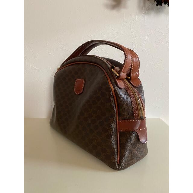 美品✨CELINEハンドバッグ マカダム トリオンフロゴ ハーフムーン 半月型-