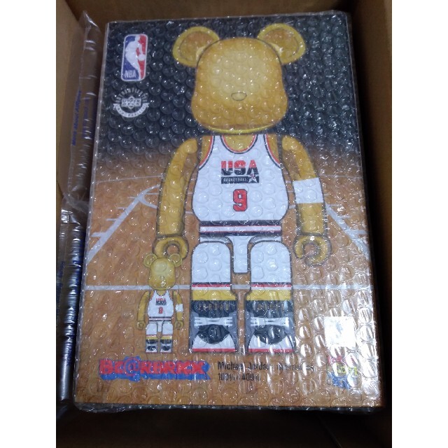 MEDICOM TOY(メディコムトイ)のBE@RBRICK Michael Jordan 1992 TEAM USA ハンドメイドのおもちゃ(フィギュア)の商品写真