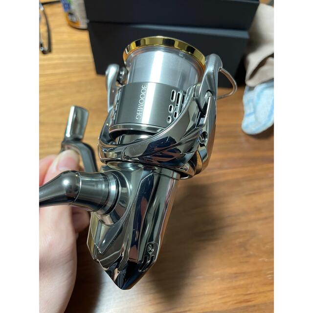 シマノ 18ステラ 3000MHG 美品 シマノ 18ステラ 3000MHG 美品