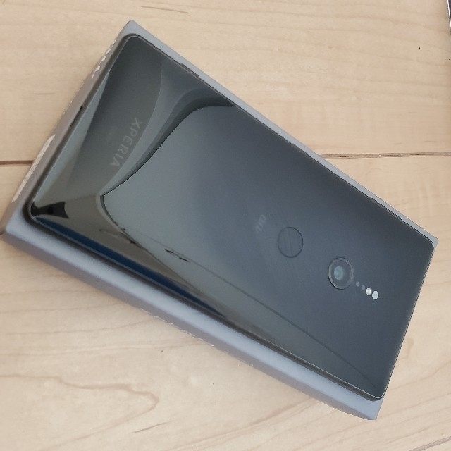 SONY Xperia XZ2 SOV37 リキッドブラック