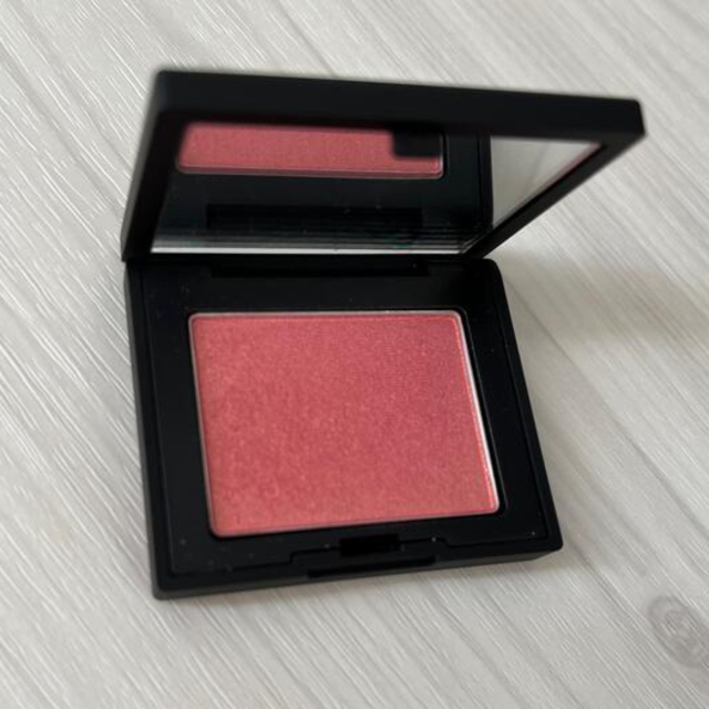 NARS(ナーズ)のNARS ブラッシュミニ 4013N オーガズム コスメ/美容のベースメイク/化粧品(チーク)の商品写真