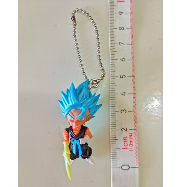 ドラゴンボール(ドラゴンボール)のドラゴンボール　ベジットブルー　ミニフィギュア　ボールチェーン　キーホルダー エンタメ/ホビーのおもちゃ/ぬいぐるみ(キャラクターグッズ)の商品写真