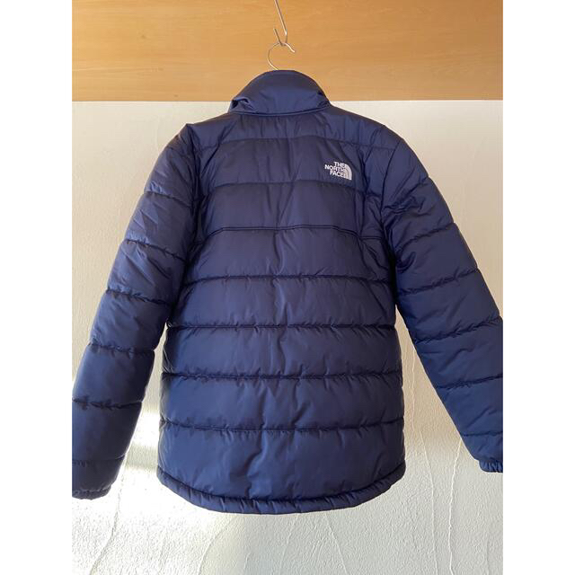 THE NORTH FACE(ザノースフェイス)のTHE NORTHFACE ザ ノースフェイス　リバーシブルジャケット　140 キッズ/ベビー/マタニティのキッズ服男の子用(90cm~)(ジャケット/上着)の商品写真