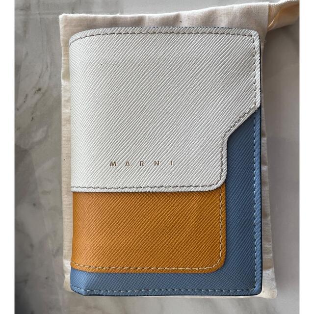 marni（マルニ）　二つ折り財布