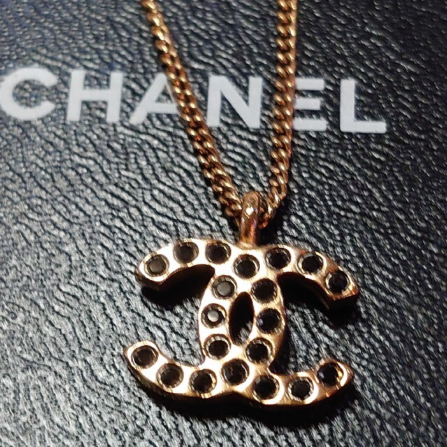 CHANEL(シャネル)のMACO様専用です。ココマークのペンダント レディースのアクセサリー(ネックレス)の商品写真