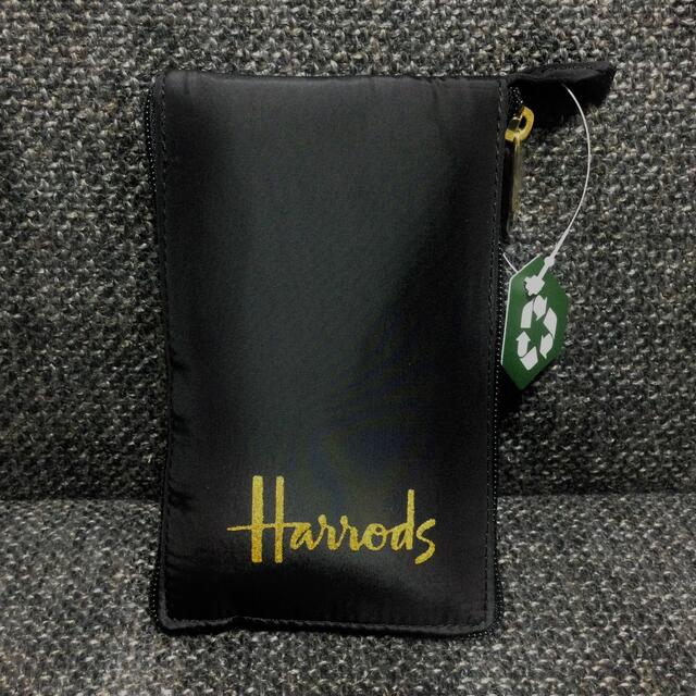 Harrods(ハロッズ)のハロッズ★ポケット ショッパーバッグ ★ファスナー付き★ブラック★エコバッグ レディースのバッグ(エコバッグ)の商品写真