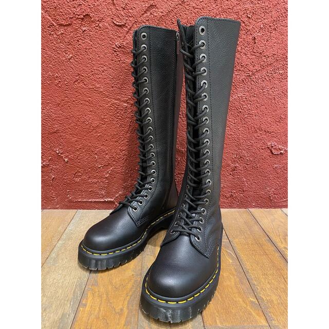 Dr.Martens ドクター マーチン 1B60BEX 20ホール 厚底の通販 by La