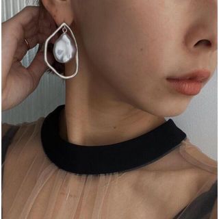 アメリヴィンテージ(Ameri VINTAGE)のUNDRESSED ASYMMETRY PEARL PIERCE(ピアス)