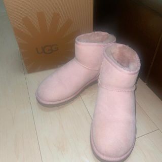 アグ(UGG)のUGG クラシックミニ ピンクムートンブーツ(ブーツ)