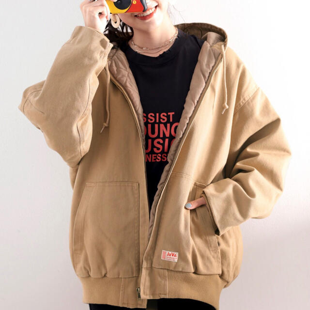 carhartt(カーハート)のJaVa キルティングコットンフード付き           ブルゾン ベージュ レディースのジャケット/アウター(ブルゾン)の商品写真