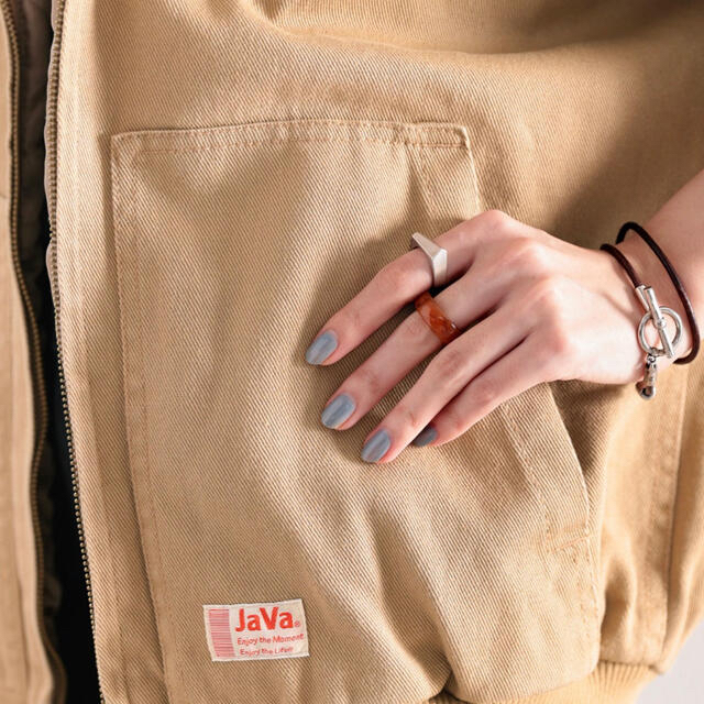 carhartt(カーハート)のJaVa キルティングコットンフード付き           ブルゾン ベージュ レディースのジャケット/アウター(ブルゾン)の商品写真